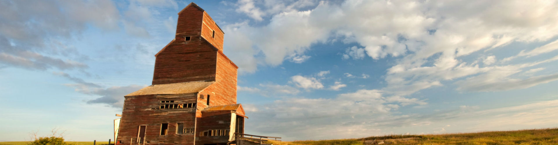 Urns  Kindersley Community Funeral Home & Crematorium